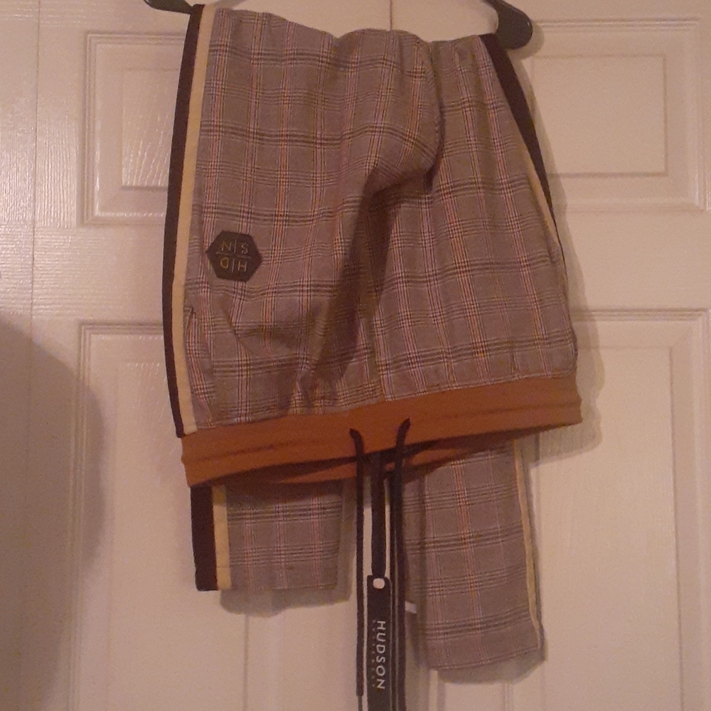 Pants to a set